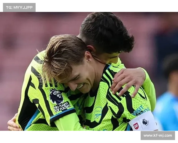 哈弗茨点球因踩线判定无效引发争议 细节分析与裁判决定解析 哈弗茨点球因踩线判定无效引发争议 细节分析与裁判决定解析